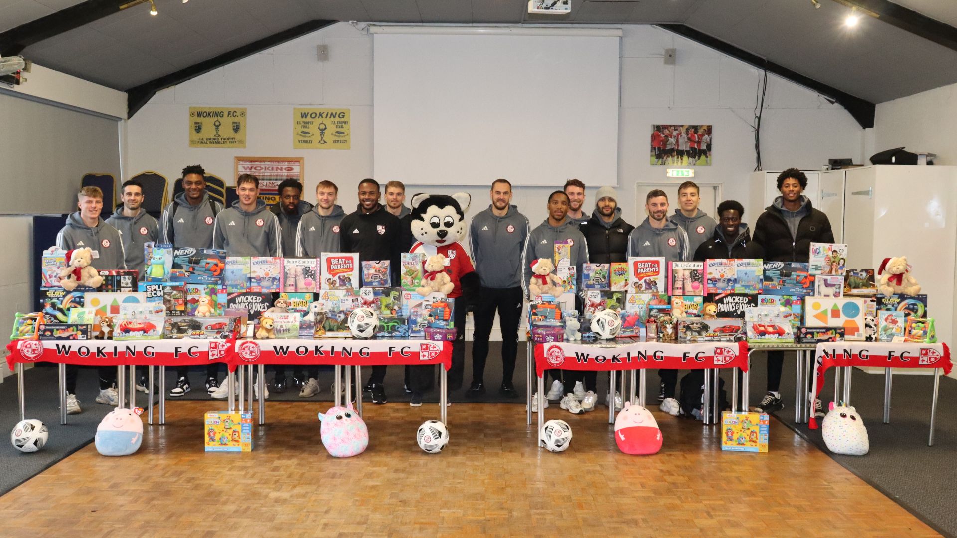 The players delivered presents to two local hospitals